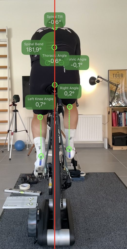 Biomekanisk analyse af ryg, hofte og knæ hos Velofysio.